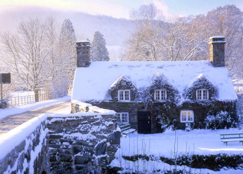 The Eagles Hotel Llanrwst Ngoại thất bức ảnh