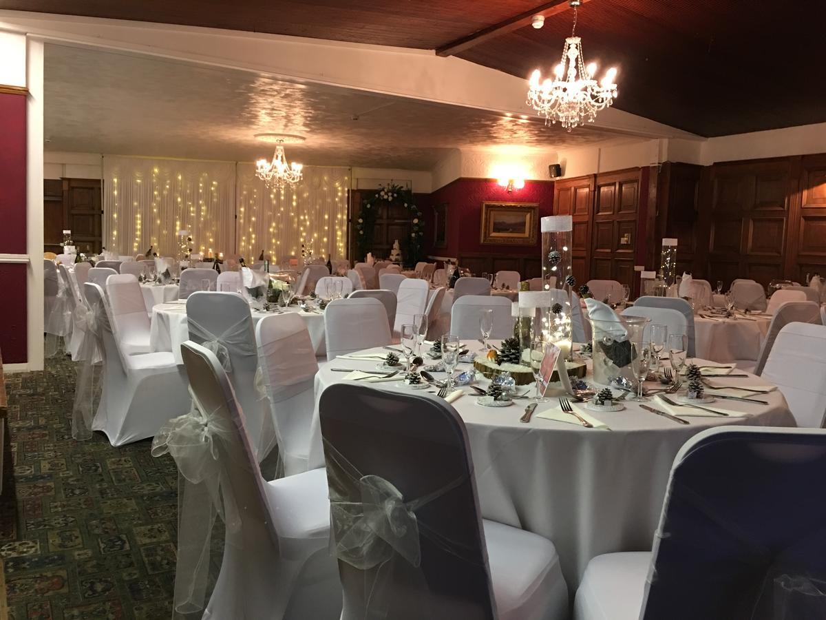 The Eagles Hotel Llanrwst Ngoại thất bức ảnh
