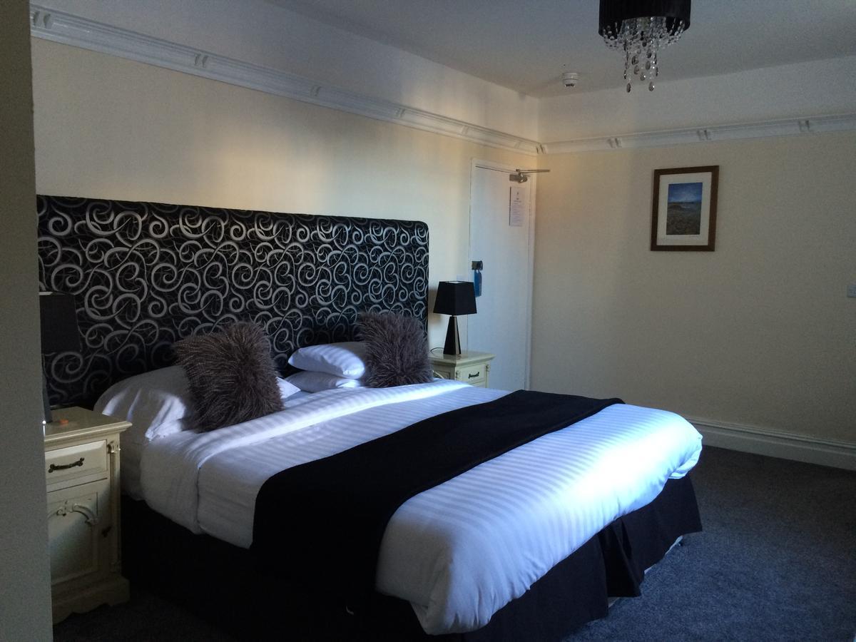 The Eagles Hotel Llanrwst Ngoại thất bức ảnh