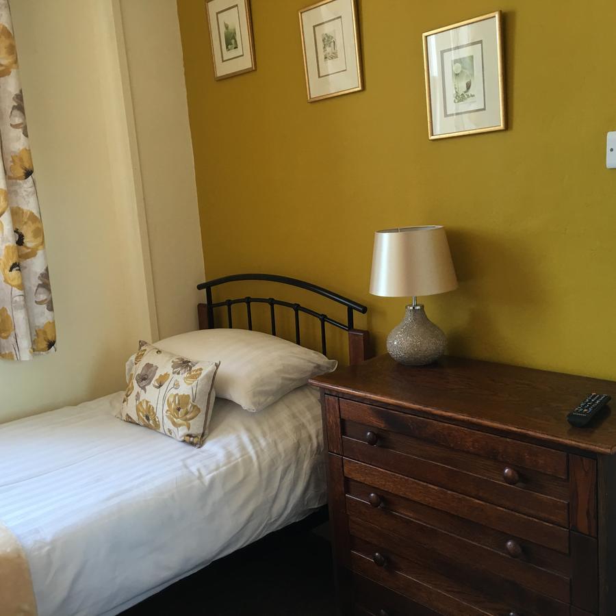 The Eagles Hotel Llanrwst Ngoại thất bức ảnh
